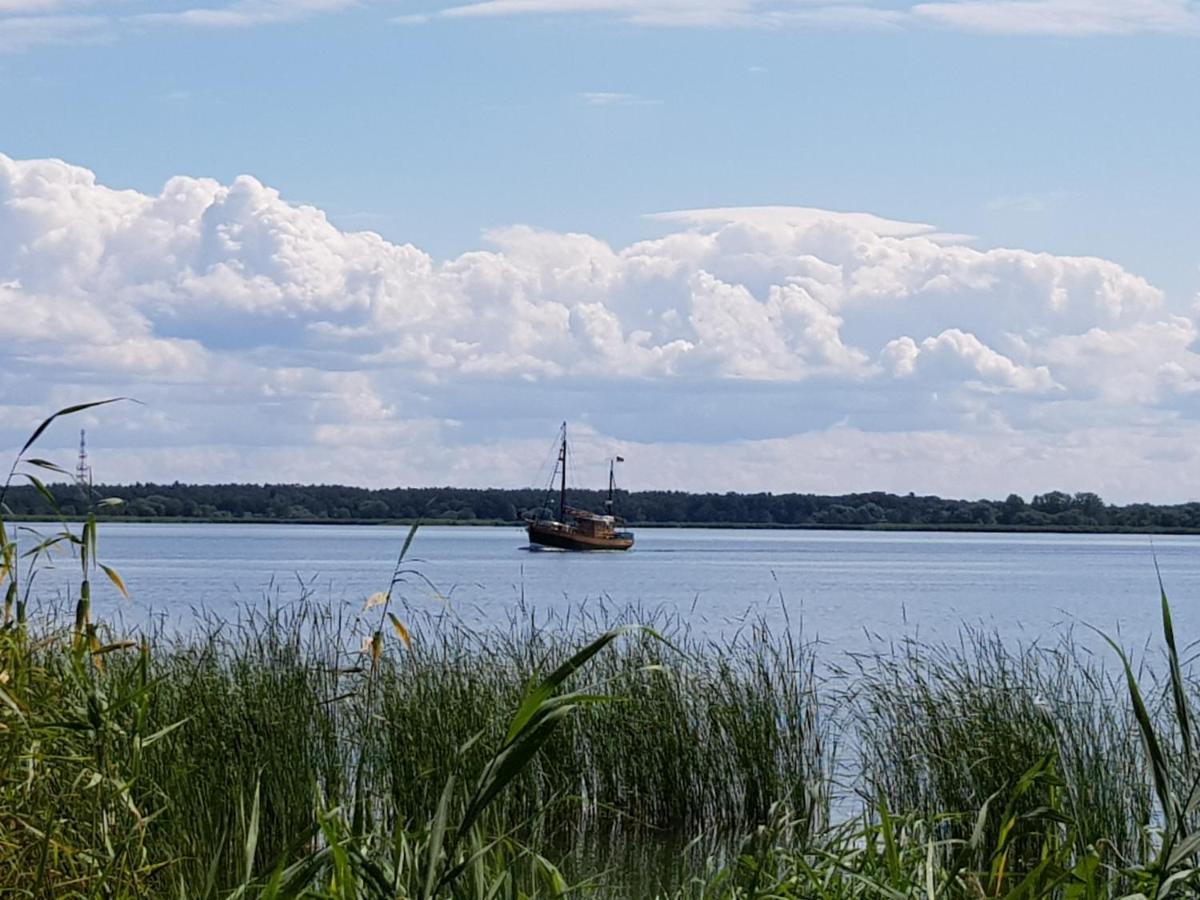 Fischerhaus Godewind 60 Qm Altwarp Buitenkant foto